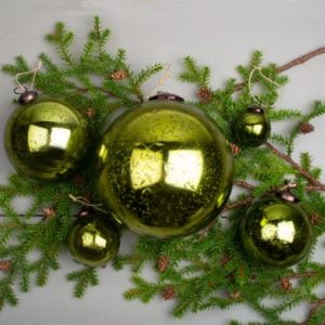 Etched Snowflake Green Decoration