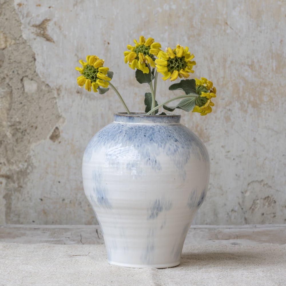 Cassis Stoneware Vase